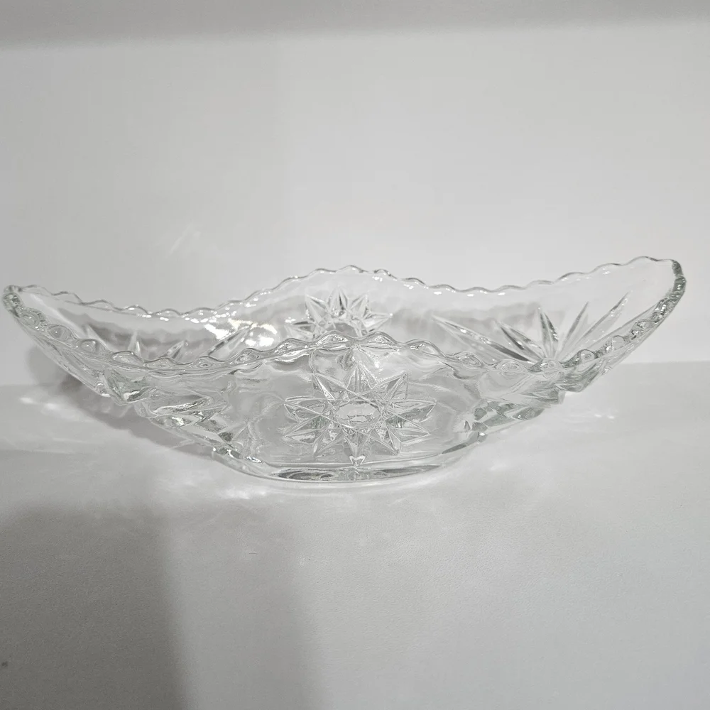 🌟Anchor Hocking Pressed Glass Starburst‎ Serving Bowl